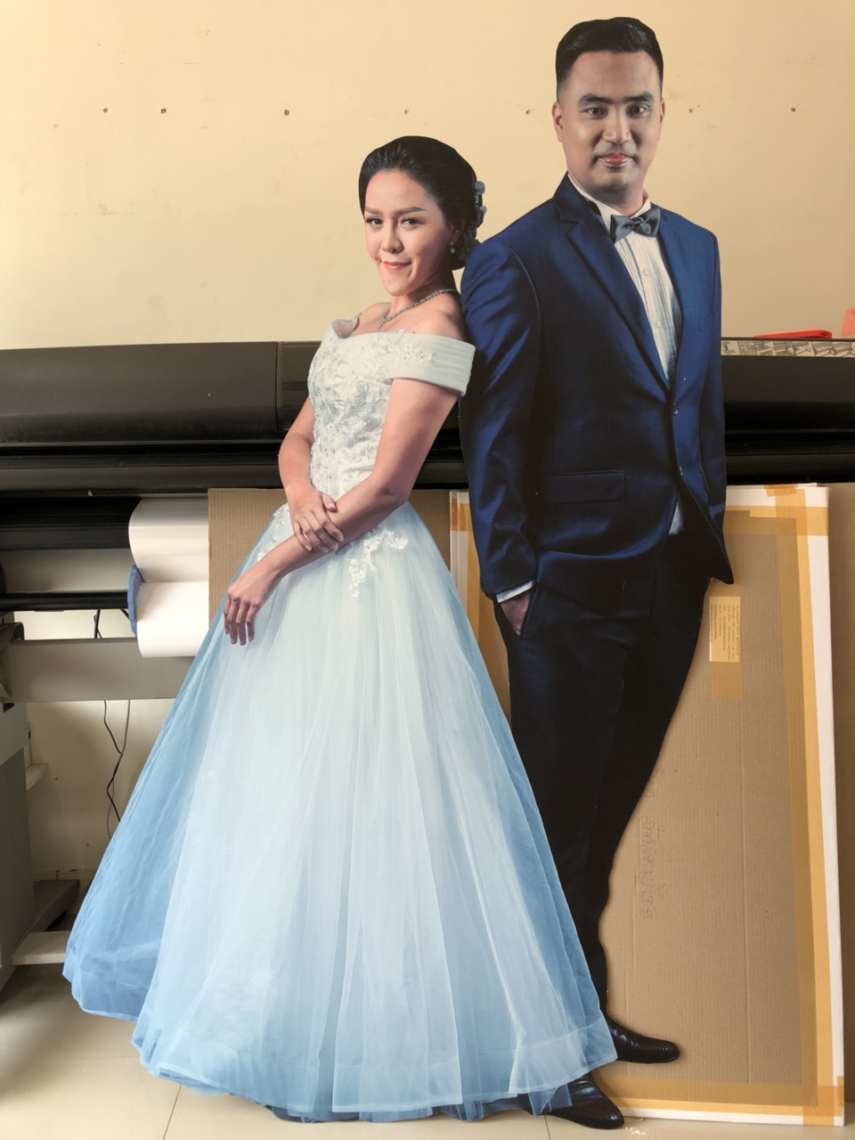 สแตนดี้บ่าวสาว (Standy , Standee) สแตนดี้บ่าวสาว (Standy , Standee)