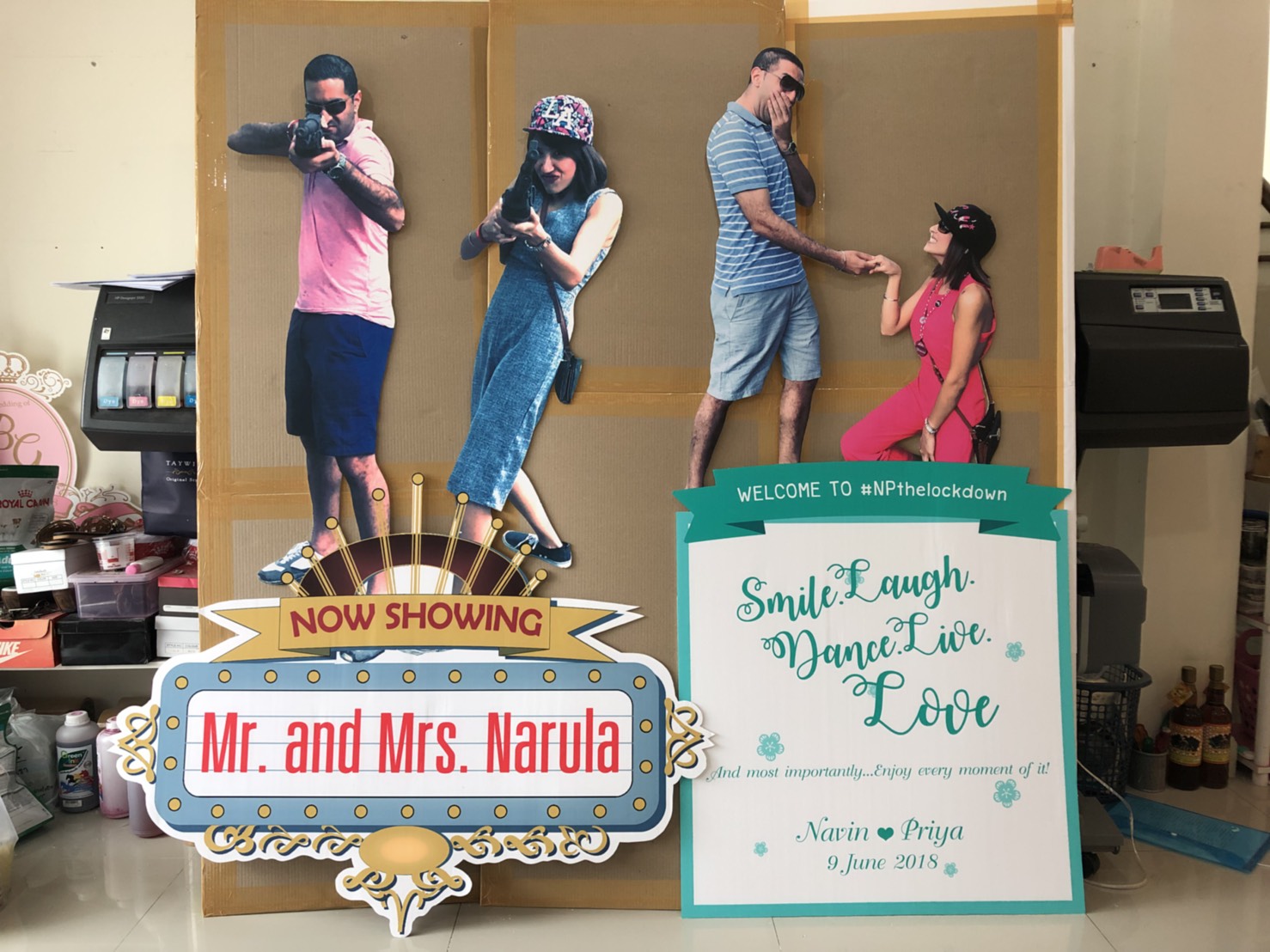 สแตนดี้บ่าวสาว (Standy , Standee) สแตนดี้บ่าวสาว (Standy , Standee)
