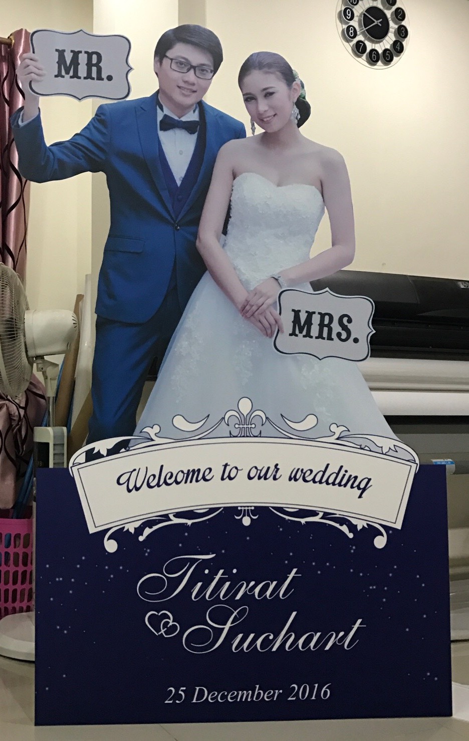 สแตนดี้บ่าวสาว (Standy , Standee) สแตนดี้บ่าวสาว (Standy , Standee)