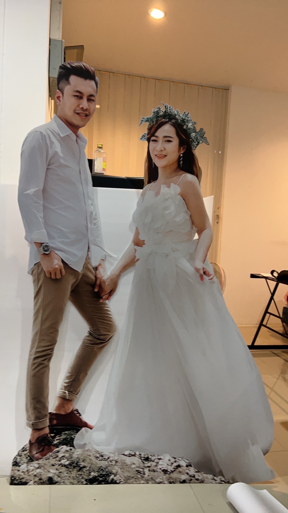 สแตนดี้บ่าวสาว (Standy , Standee) สแตนดี้บ่าวสาว (Standy , Standee)