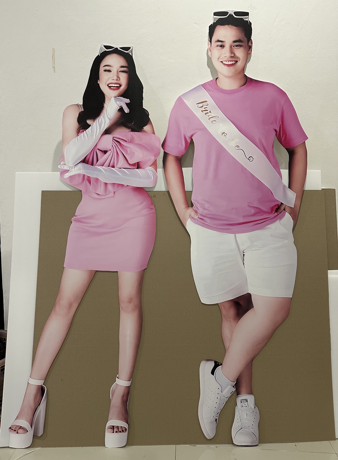 สแตนดี้บ่าวสาว (Standy , Standee) สแตนดี้บ่าวสาว (Standy , Standee)