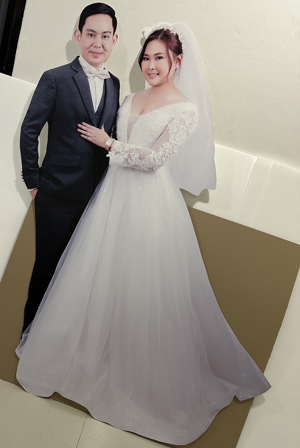 สแตนดี้บ่าวสาว (Standy , Standee) สแตนดี้บ่าวสาว (Standy , Standee)